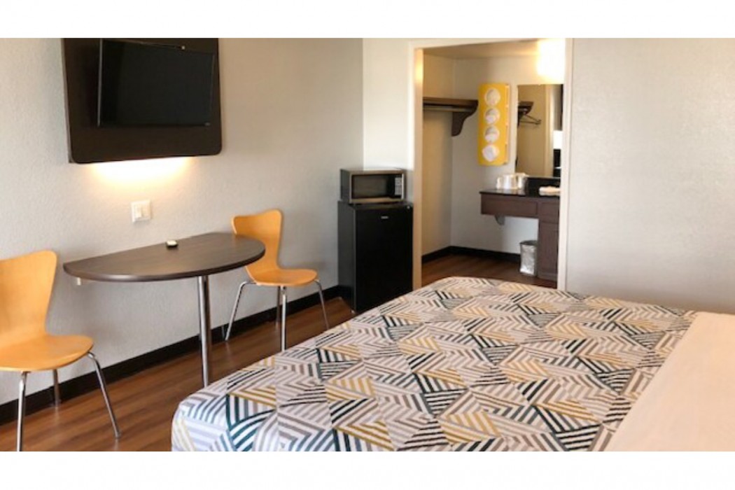 Motel6 Paris, TX 11/51