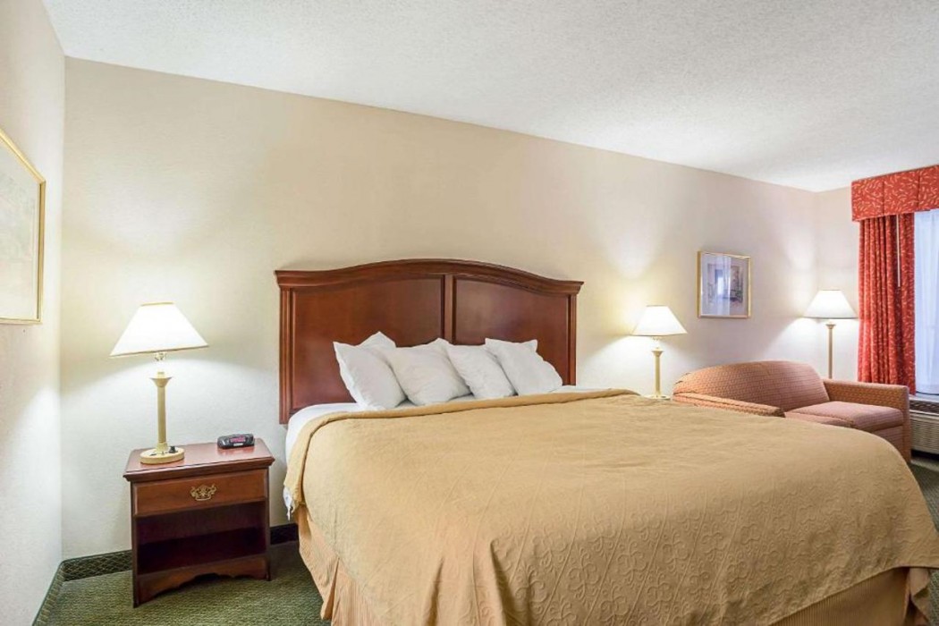 Quality Inn Heber Springs, AR 14/30
