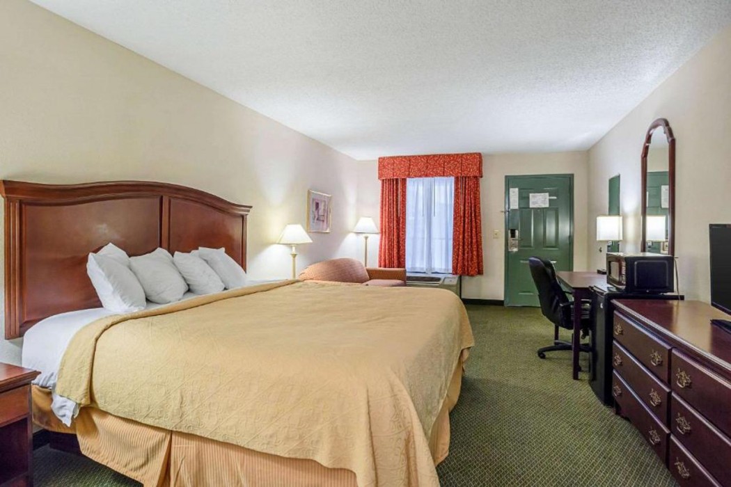 Quality Inn Heber Springs, AR 16/30