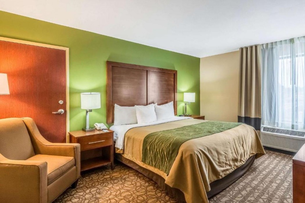 Comfort Inn & Suites Panama City North 16/32