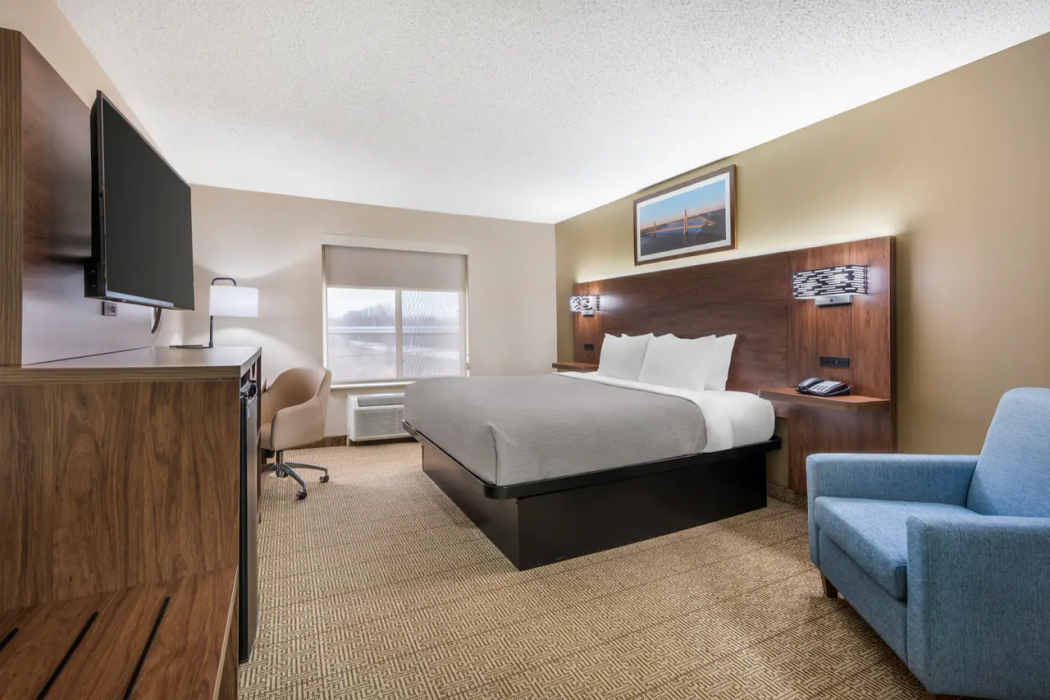 Quality Inn & Suites Rockport - Owensboro North 15/30