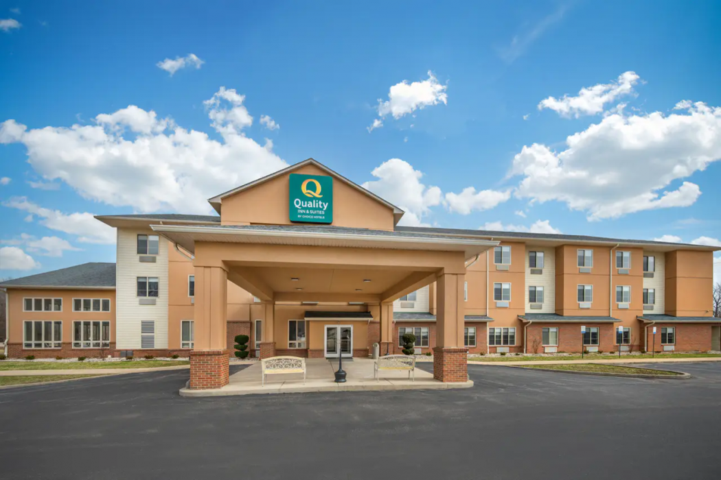 Quality Inn & Suites Rockport - Owensboro North 1/30