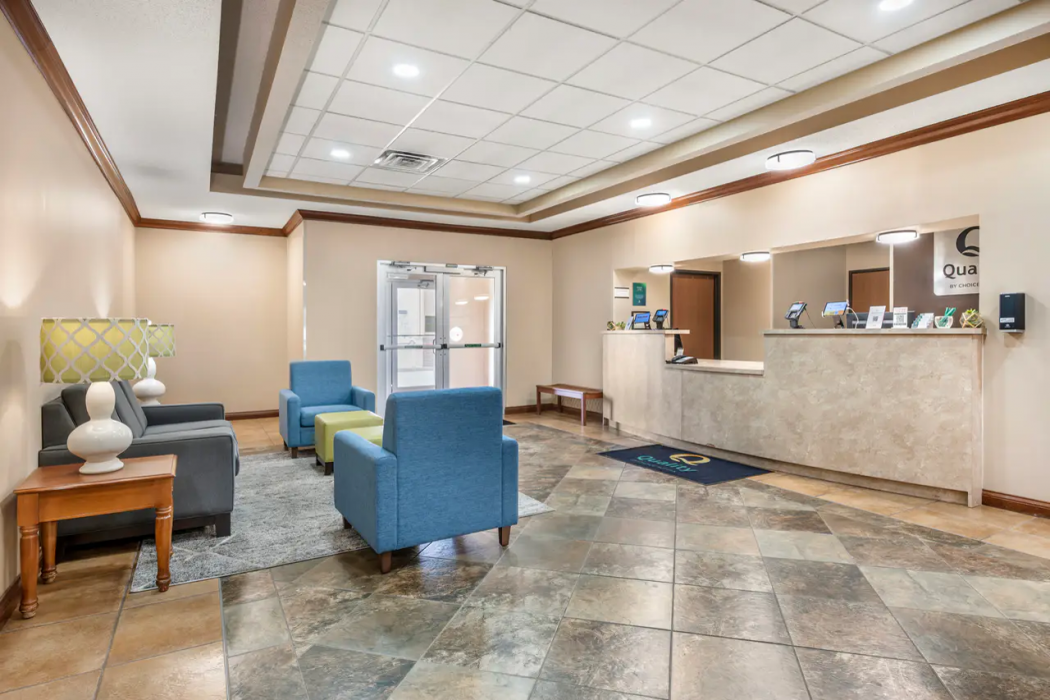 Quality Inn & Suites Rockport - Owensboro North 6/30