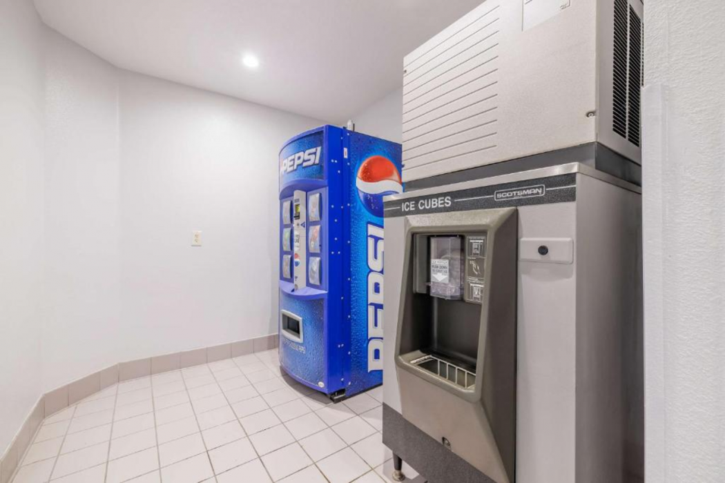 Motel6 Auburn, CA 35/60