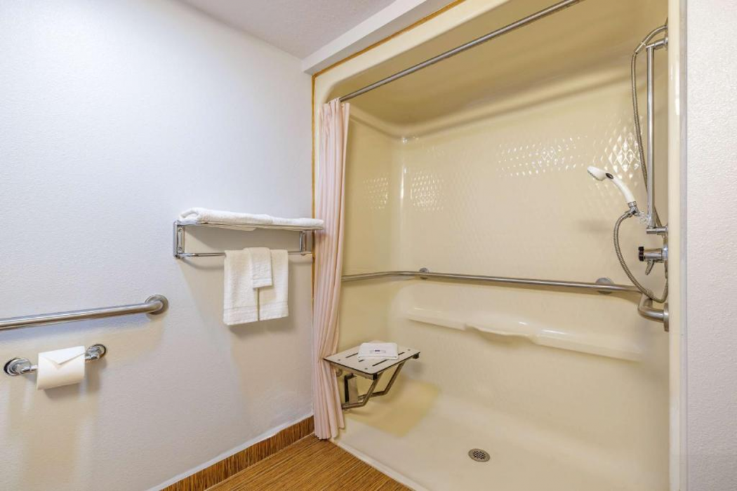 Motel6 Auburn, CA 15/60