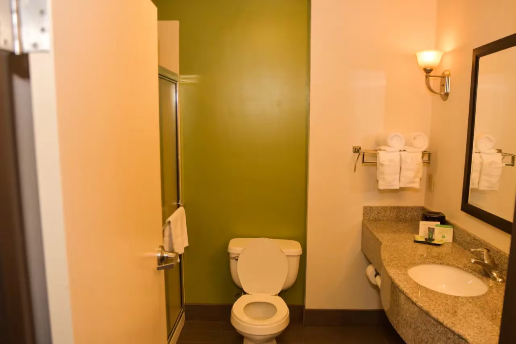 Sleep Inn & Suites Laurel near Fort Meade 9/20