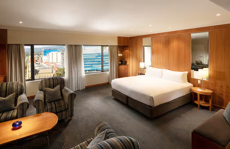 Hilton Adelaide 12/80