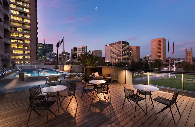 Hilton Adelaide 26/80
