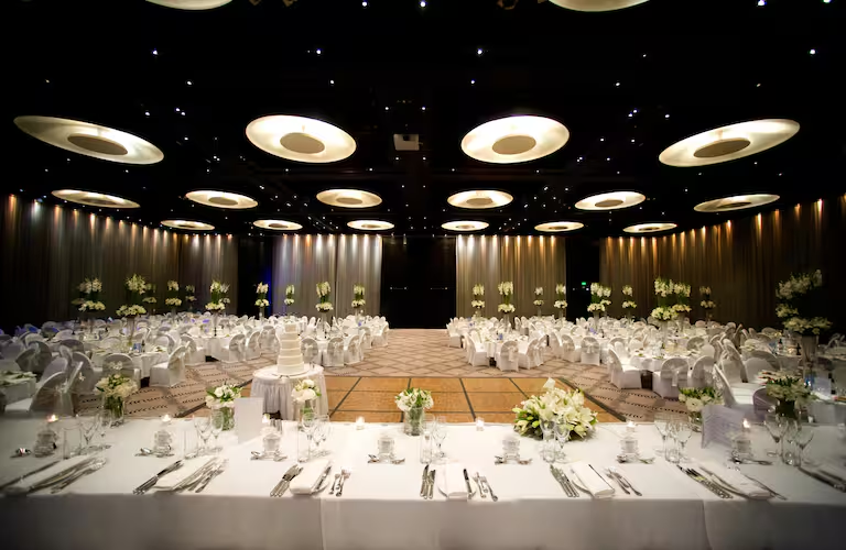 Hilton Adelaide 32/80