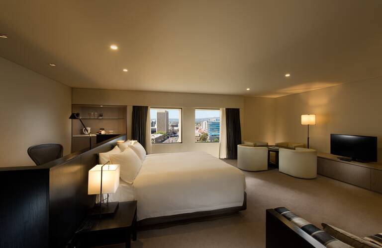 Hilton Adelaide 5/80
