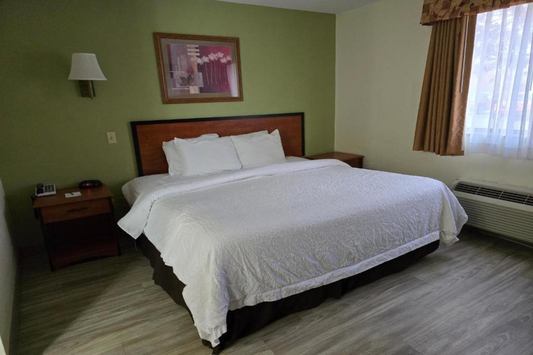 Quality Inn Durand I-69 12/24