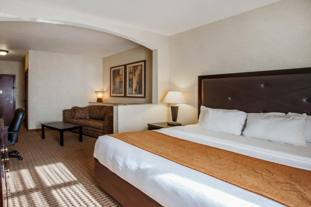 Comfort Suites Moses Lake 20/35
