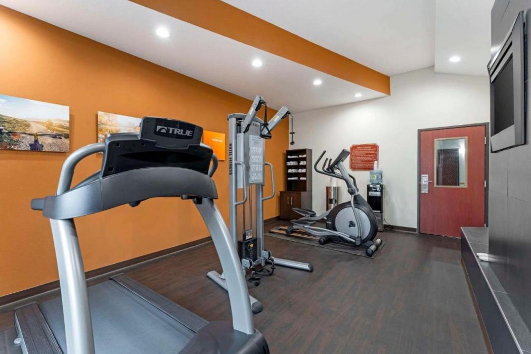 Comfort Suites Monaca, PA 28/37
