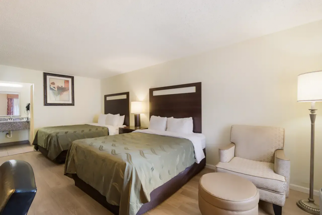 Quality Inn and Suites Conference Center Statesboro Historic District 16/33
