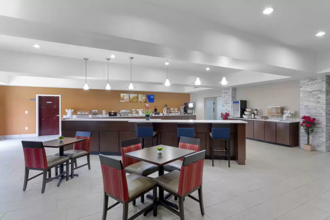 Comfort Suites Copperas Cove TX 17/32