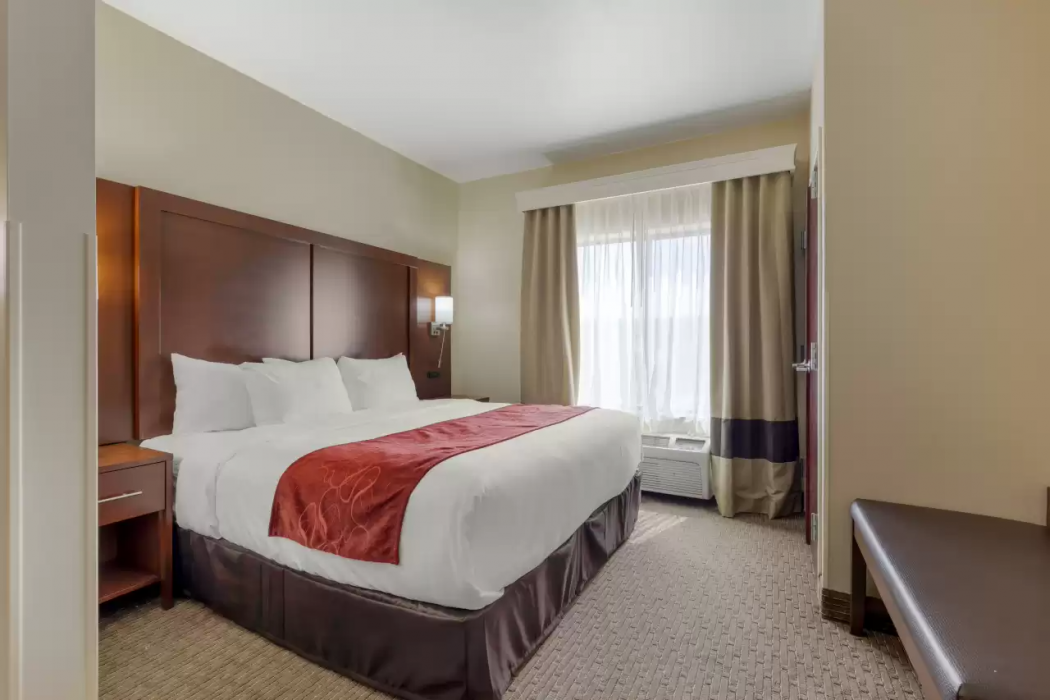 Comfort Suites Copperas Cove TX 13/32