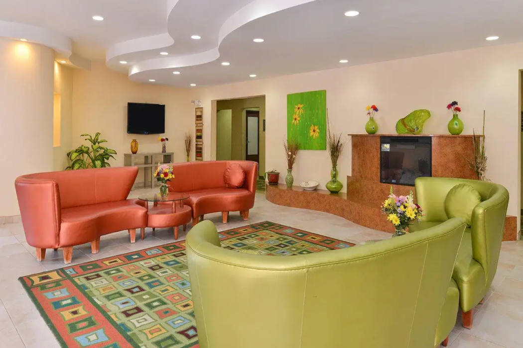 Quality Suites Stratford CT 5/37