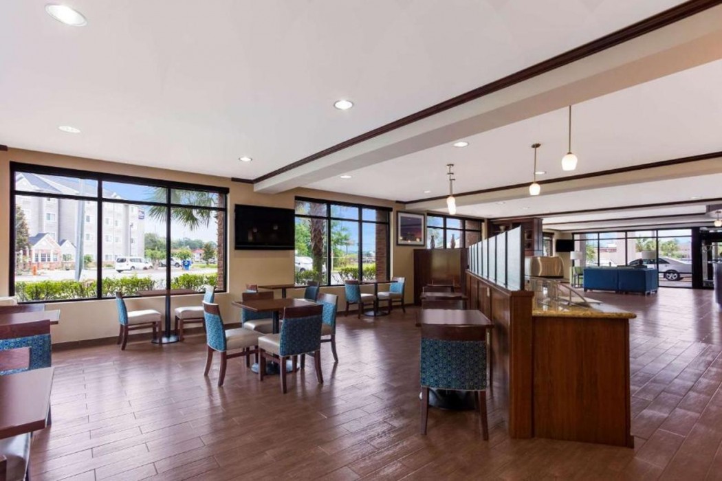 Comfort Suites Saraland - North Mobile 14/27