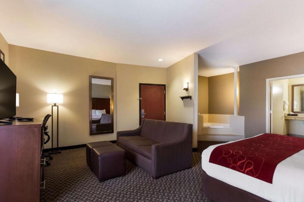 Comfort Suites Saraland - North Mobile 8/27