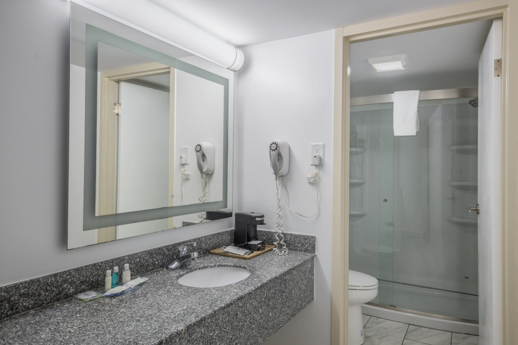 Quality Inn & Suites Conference Center 5/19