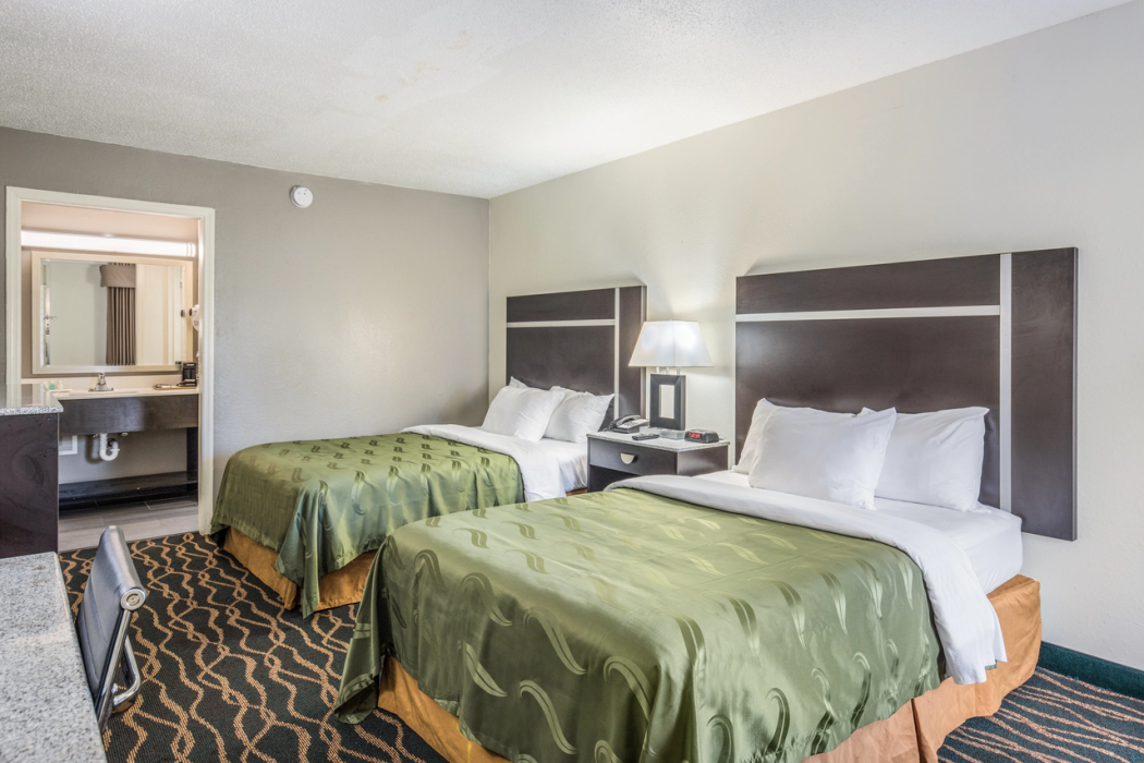 Quality Inn & Suites Conference Center 10/19