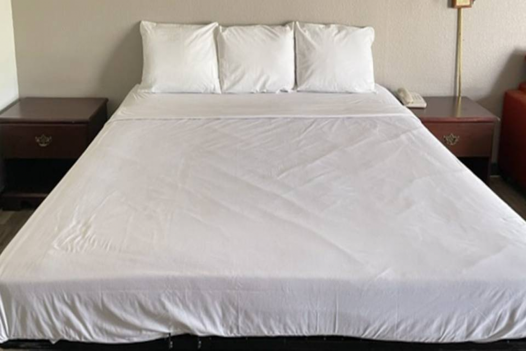 Motel6 Marianna, FL 9/60