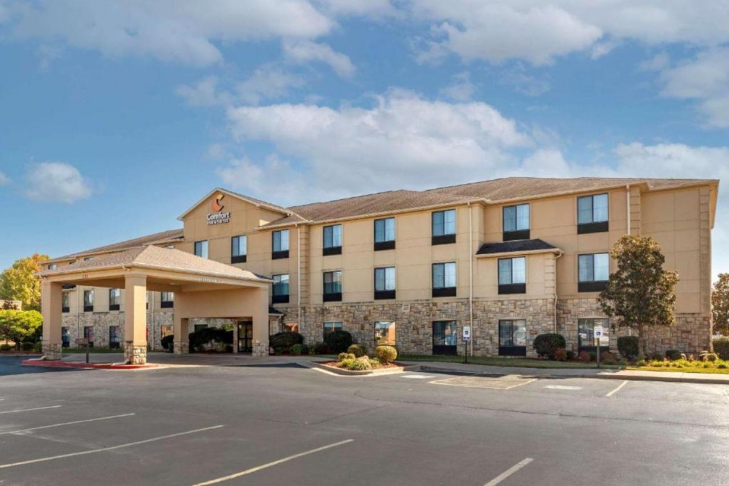 Comfort Inn & Suites Russellville I-40 1/21