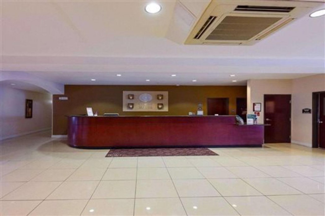 Comfort Suites University TX 6/27