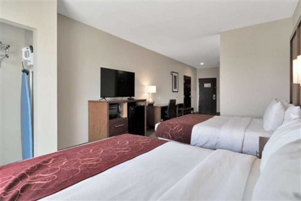 Comfort Suites University TX 13/27