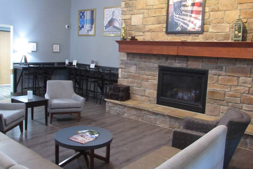 AmericInn by Wyndham Lincoln South 8/17