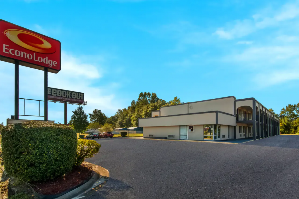 Econo Lodge Goldsboro Hwy 70 1/22
