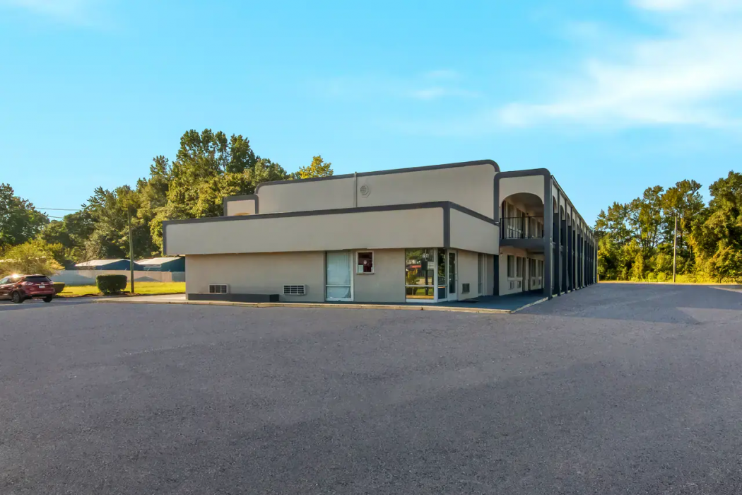 Econo Lodge Goldsboro Hwy 70 2/22