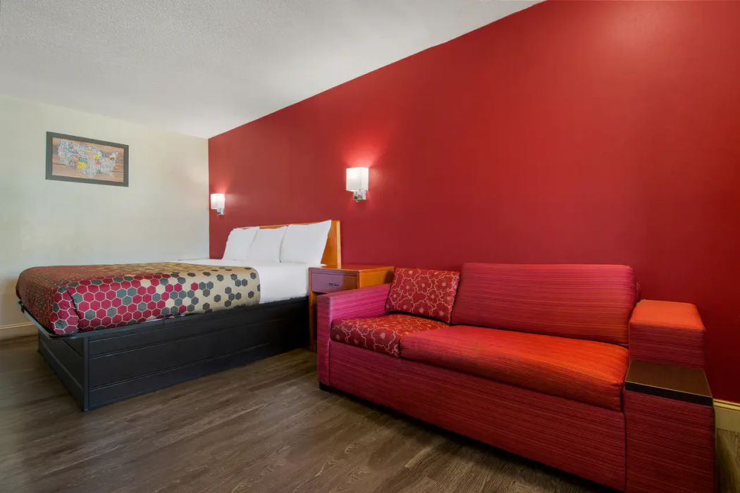 Econo Lodge Goldsboro Hwy 70 8/22
