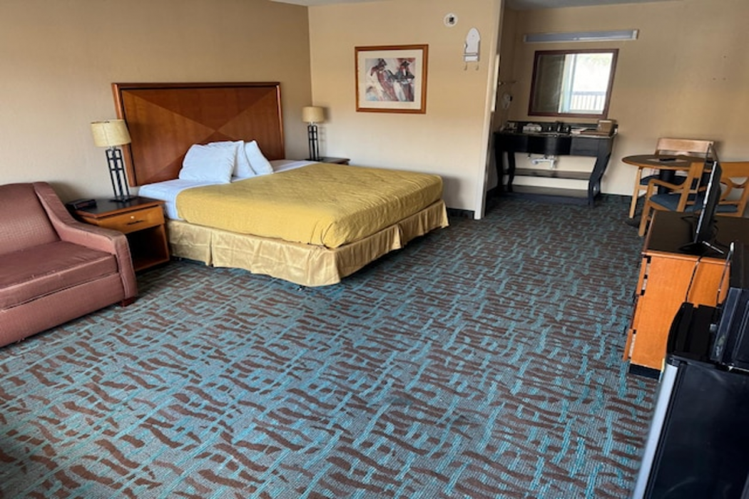 OYO Hotel Harriman near I-40 9/48