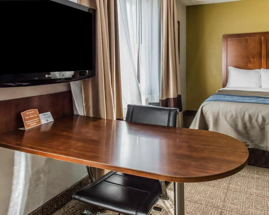 Quality Inn Belle Vernon, PA 10/24