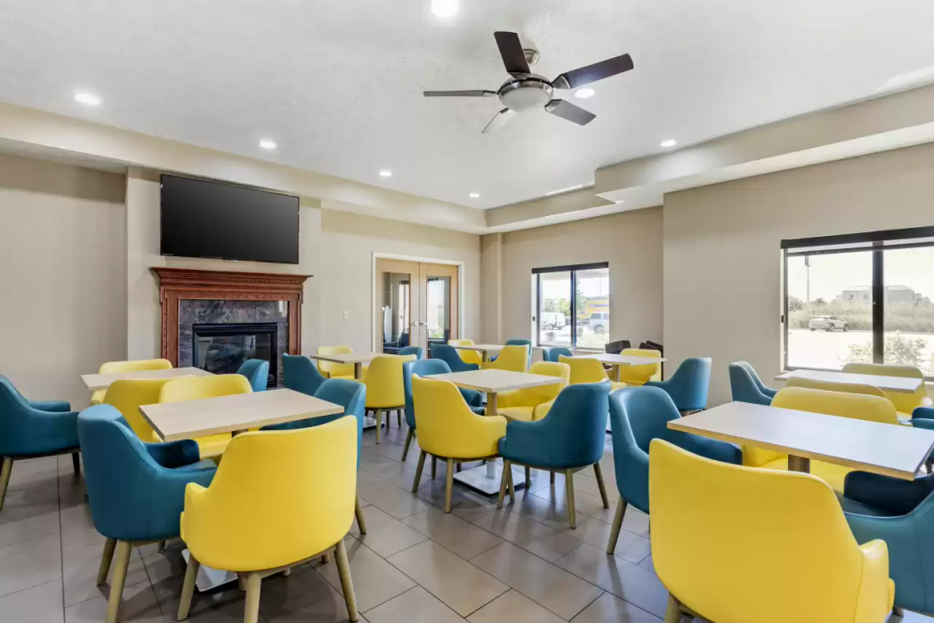 Comfort Suites Merrillville Near US 30 12/24