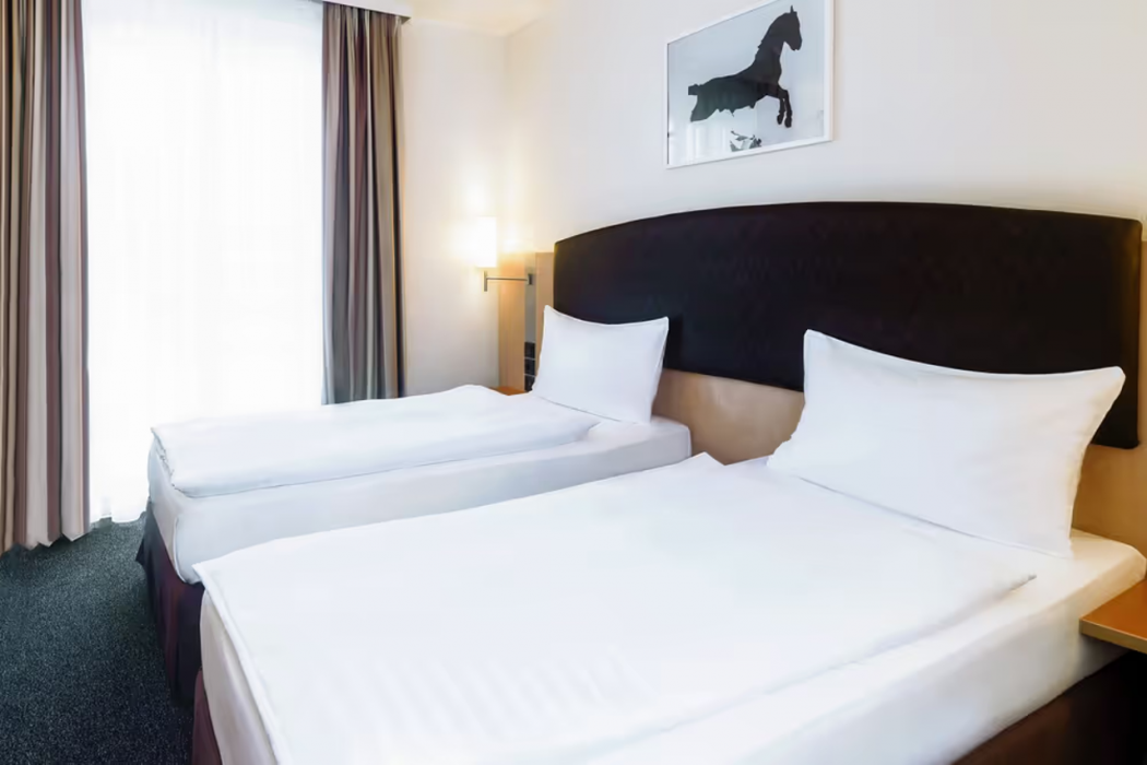 Intercity Hotel Wien 23/65
