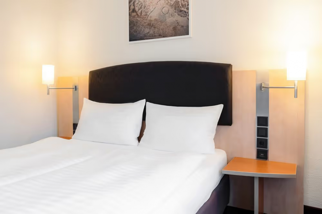 Intercity Hotel Wien 22/65