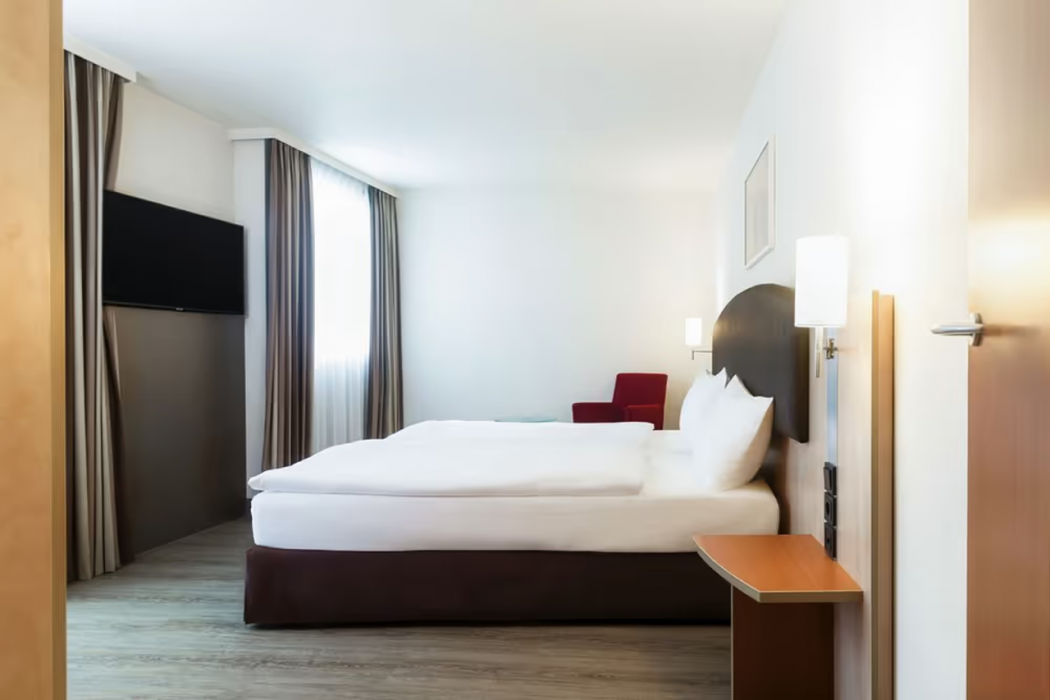 Intercity Hotel Wien 19/65