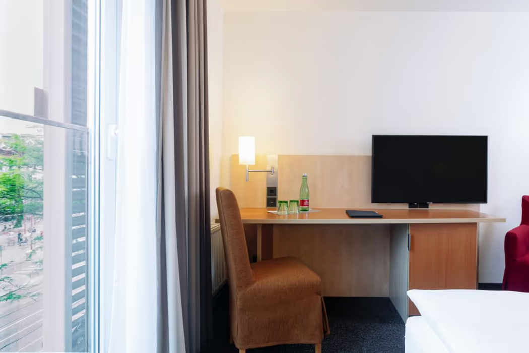 Intercity Hotel Wien 25/65