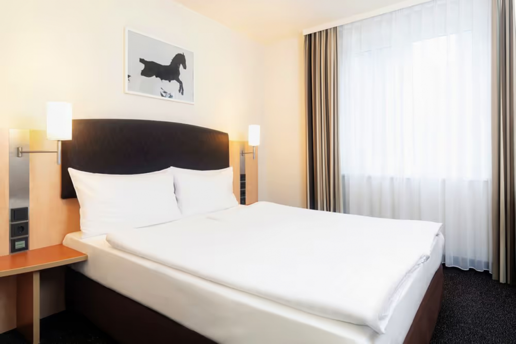 Intercity Hotel Wien 21/65