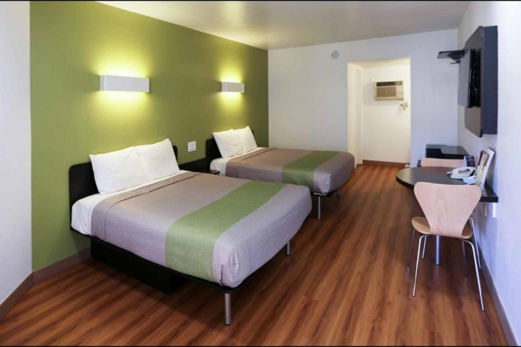 Motel6 Payson, AZ 24/60