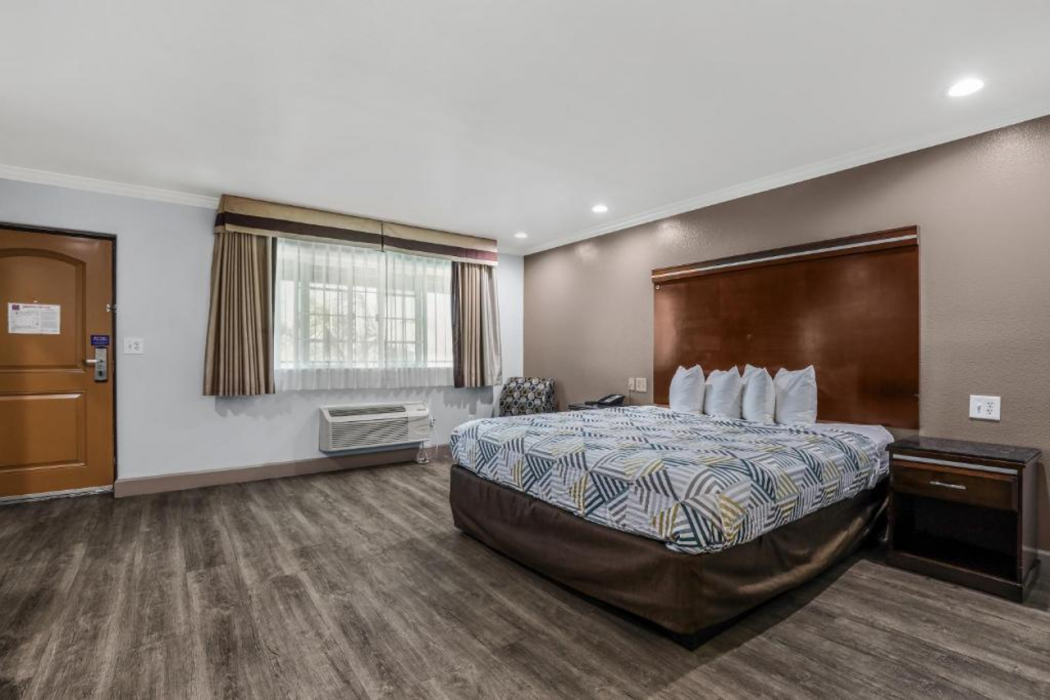 Motel 6 Carlsbad, CA - North Near Legoland 15/66