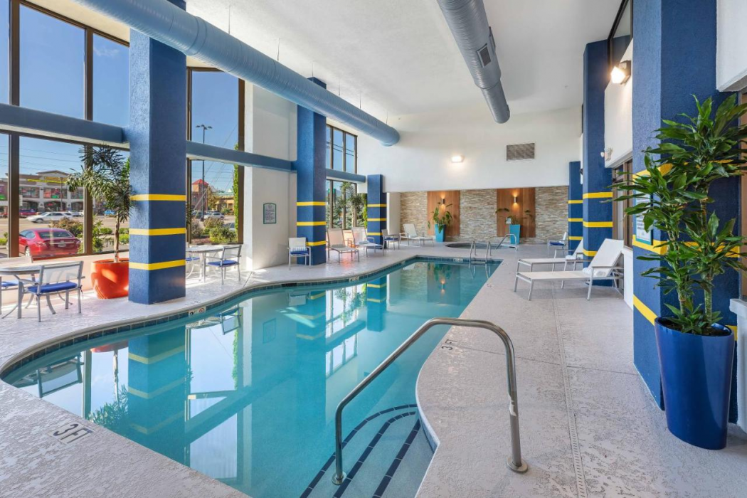 Margaritaville Island Inn 35/60