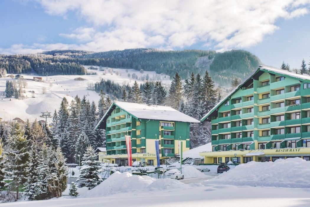 Alpine Club Resort 4/78