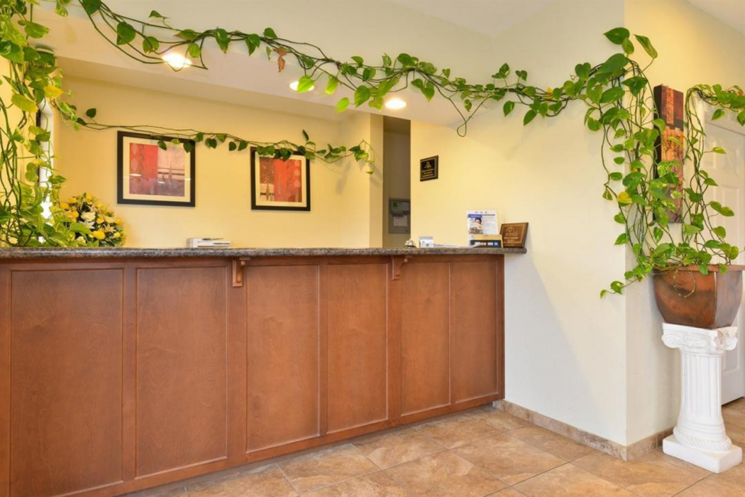 Americas Best Value Inn - Byhalia 5/27