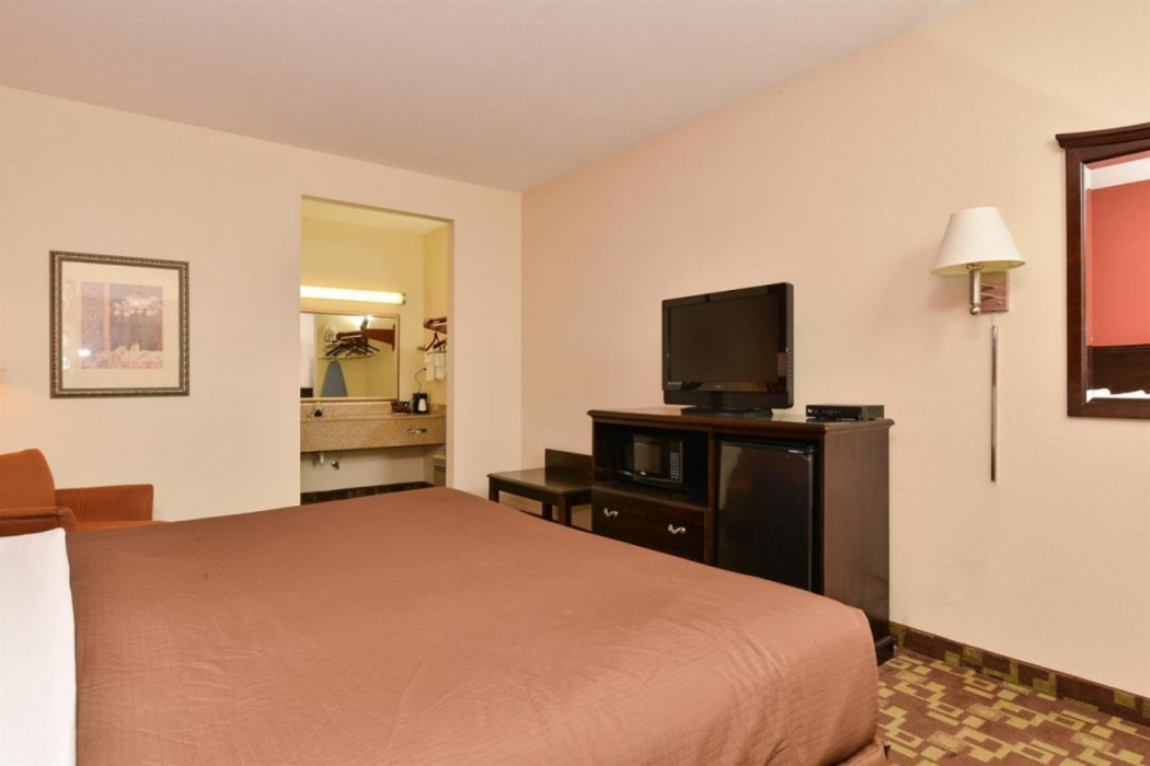 Americas Best Value Inn - Byhalia 10/27