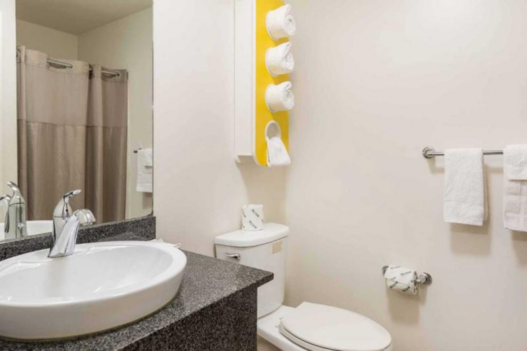 Motel6 Greenville, SC 23/60
