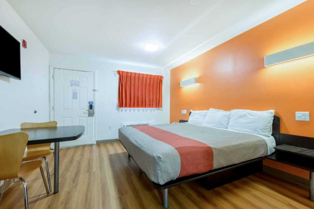Motel6 Greenville, SC 14/60