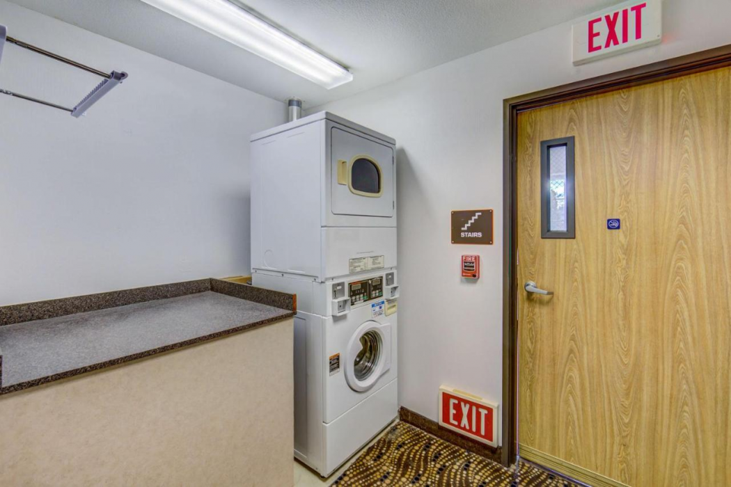 Motel6 Sutherlin, OR – I-5 29/47
